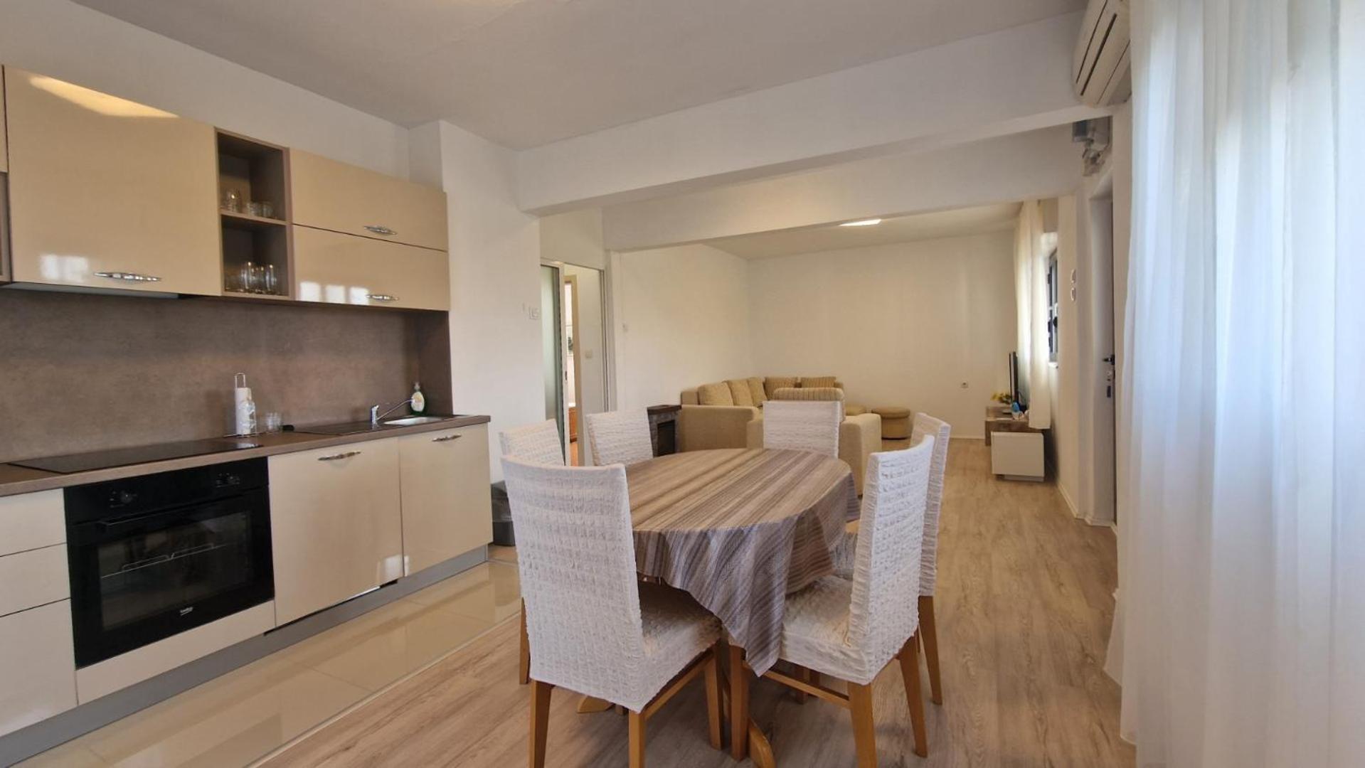 Appartement Kuca Za Odmor Laura à Ražanac Extérieur photo