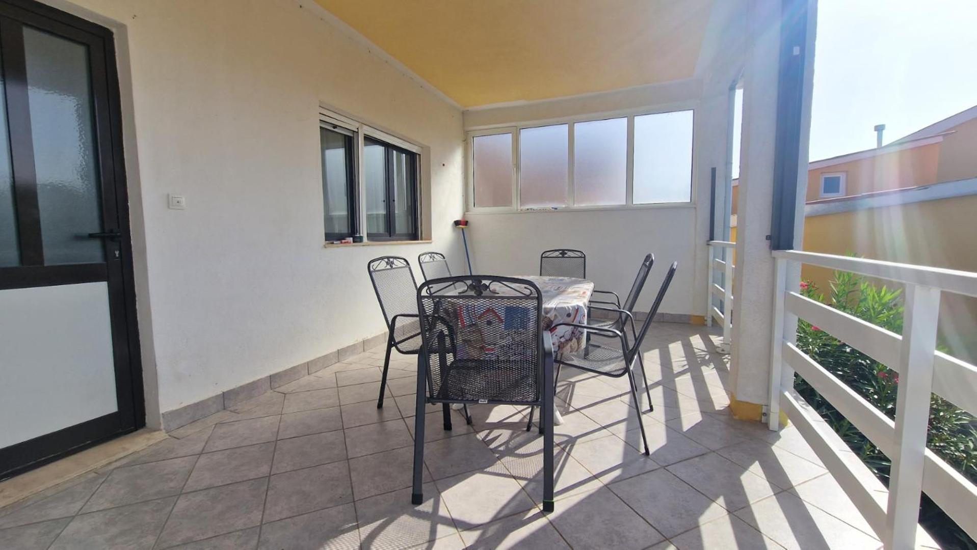 Appartement Kuca Za Odmor Laura à Ražanac Extérieur photo