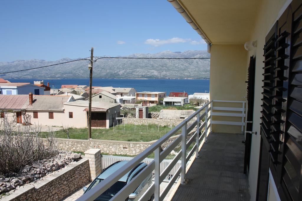 Appartement Kuca Za Odmor Laura à Ražanac Extérieur photo